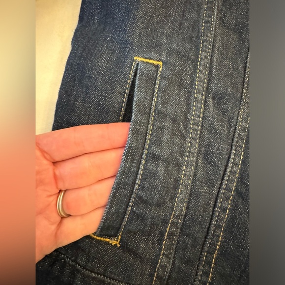 Levi's Jean Jacket w Sherpa & Quilted Lining, sz M - Picture 5 of 13